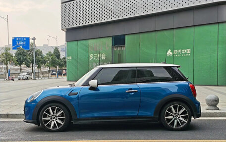 MINI Clubman, 2022 год, 1 801 003 рублей, 3 фотография
