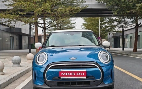 MINI Clubman, 2022 год, 1 801 003 рублей, 2 фотография