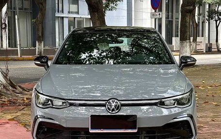 Volkswagen Golf VIII, 2022 год, 1 670 005 рублей, 3 фотография