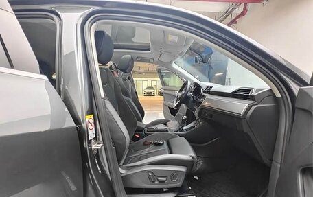 Audi Q3 Sportback, 2022 год, 2 350 000 рублей, 12 фотография