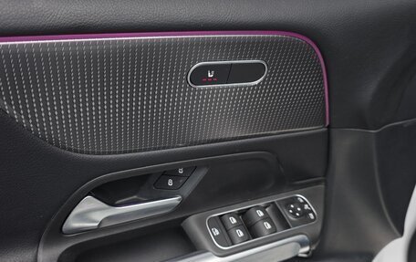 Mercedes-Benz GLB, 2021 год, 3 138 000 рублей, 16 фотография