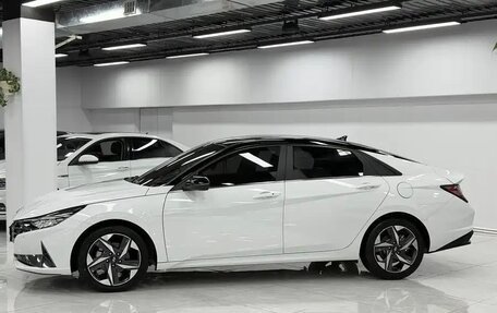 Hyundai Elantra, 2022 год, 1 160 005 рублей, 3 фотография