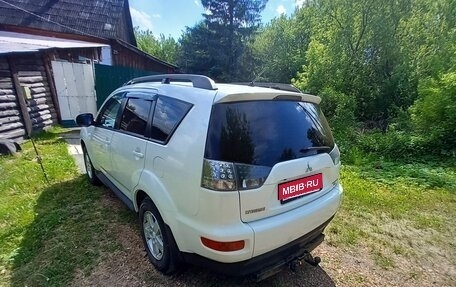 Mitsubishi Outlander III рестайлинг 3, 2012 год, 1 150 000 рублей, 1 фотография