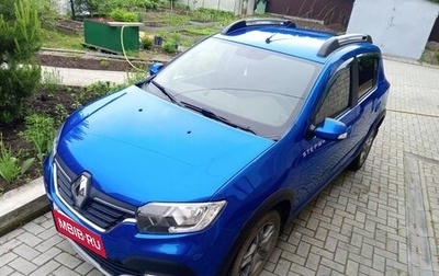 Renault Sandero II рестайлинг, 2019 год, 900 000 рублей, 1 фотография