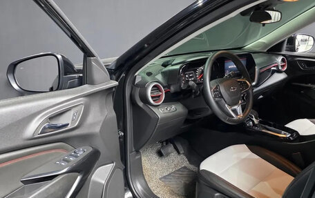 Chevrolet Trax, 2024 год, 1 648 000 рублей, 6 фотография