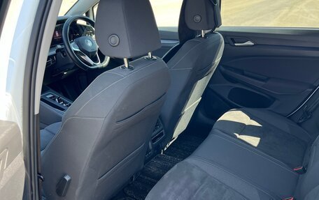 Volkswagen Golf VIII, 2021 год, 1 970 000 рублей, 10 фотография