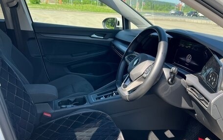 Volkswagen Golf VIII, 2021 год, 1 970 000 рублей, 16 фотография