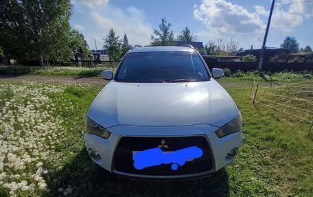 Mitsubishi Outlander III рестайлинг 3, 2012 год, 1 150 000 рублей, 3 фотография