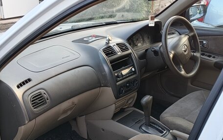 Mazda Familia, 2002 год, 230 000 рублей, 6 фотография