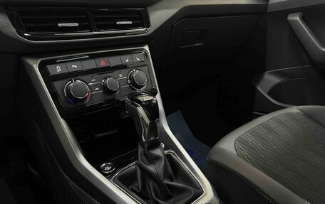 Volkswagen T-Cross I, 2022 год, 1 600 000 рублей, 8 фотография