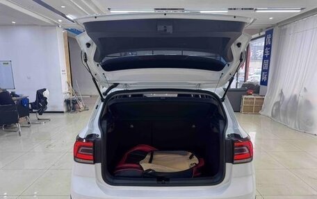Volkswagen T-Cross I, 2022 год, 1 600 000 рублей, 20 фотография