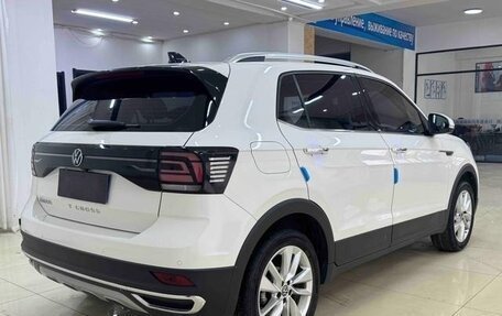 Volkswagen T-Cross I, 2022 год, 1 600 000 рублей, 18 фотография