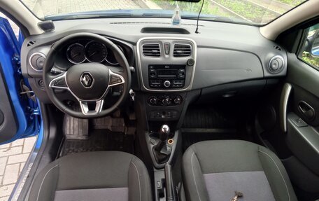 Renault Sandero II рестайлинг, 2019 год, 900 000 рублей, 5 фотография