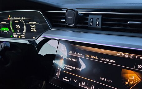 Audi e-tron I, 2019 год, 3 300 000 рублей, 20 фотография