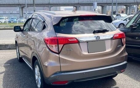 Honda Vezel, 2018 год, 1 315 000 рублей, 4 фотография