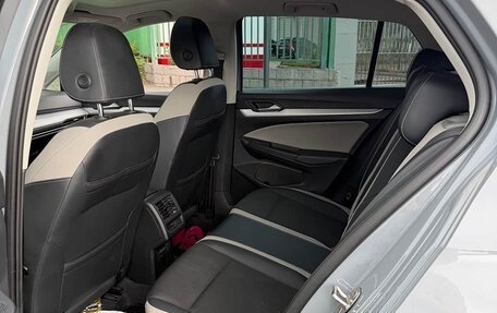Volkswagen Golf VIII, 2022 год, 1 510 000 рублей, 12 фотография