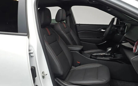 Chevrolet Trax, 2024 год, 1 689 000 рублей, 12 фотография