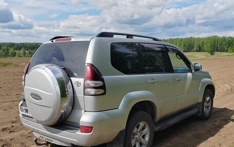 Toyota Land Cruiser Prado 120 рестайлинг, 2004 год, 2 250 000 рублей, 3 фотография