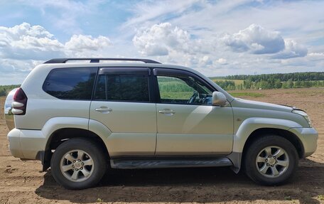 Toyota Land Cruiser Prado 120 рестайлинг, 2004 год, 2 250 000 рублей, 4 фотография