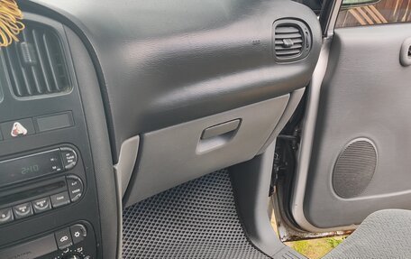 Dodge Caravan IV, 2004 год, 320 000 рублей, 12 фотография