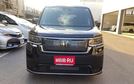 Honda Stepwgn, 2023 год, 2 220 002 рублей, 2 фотография