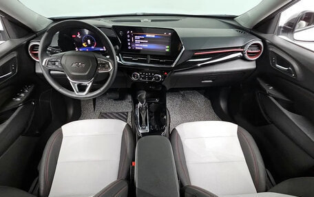 Chevrolet Trax, 2024 год, 1 667 000 рублей, 6 фотография