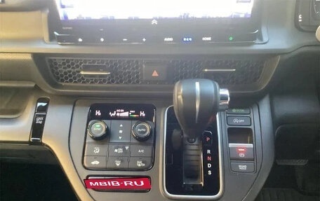 Honda Stepwgn, 2023 год, 2 220 002 рублей, 11 фотография