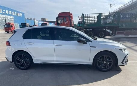 Volkswagen Golf VIII, 2023 год, 1 458 000 рублей, 4 фотография