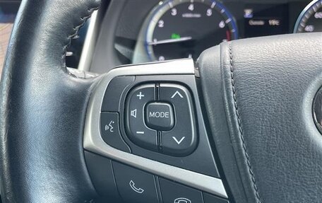 Toyota Harrier, 2019 год, 1 900 000 рублей, 33 фотография