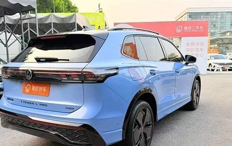 Volkswagen Tiguan, 2025 год, 4 200 000 рублей, 8 фотография