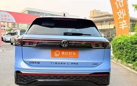 Volkswagen Tiguan, 2025 год, 4 200 000 рублей, 7 фотография