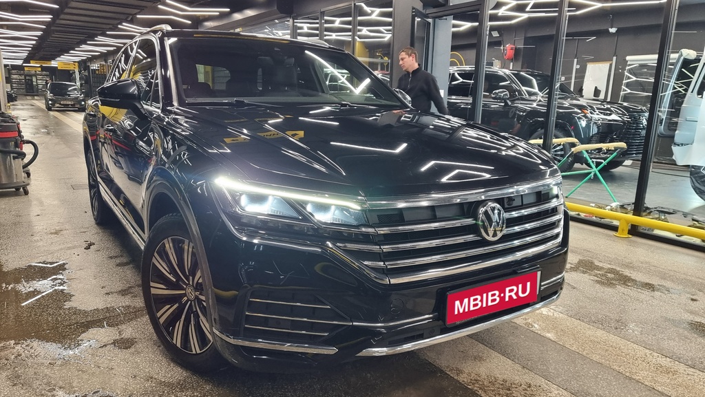 Volkswagen Touareg III, 2019 год, 5 990 000 рублей, 1 фотография
