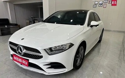 Mercedes-Benz A-Класс, 2022 год, 2 200 000 рублей, 1 фотография