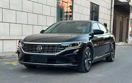 Volkswagen Passat B8 рестайлинг, 2022 год, 1 980 002 рублей, 1 фотография