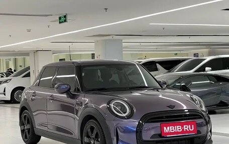 MINI Hatch, 2022 год, 1 780 005 рублей, 3 фотография