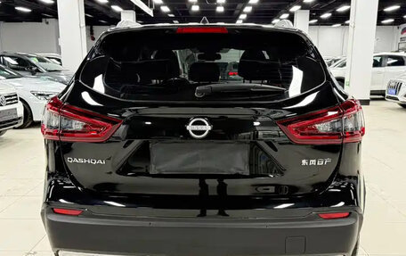 Nissan Qashqai, 2022 год, 1 720 000 рублей, 6 фотография