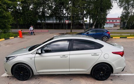Hyundai Solaris II рестайлинг, 2018 год, 1 100 000 рублей, 12 фотография