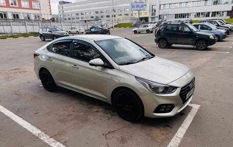 Hyundai Solaris II рестайлинг, 2018 год, 1 100 000 рублей, 5 фотография