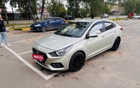Hyundai Solaris II рестайлинг, 2018 год, 1 100 000 рублей, 2 фотография
