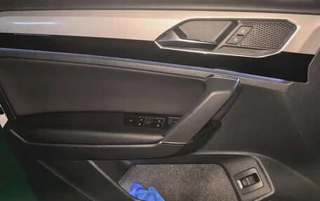 Volkswagen T-Roc I, 2023 год, 1 400 123 рублей, 11 фотография