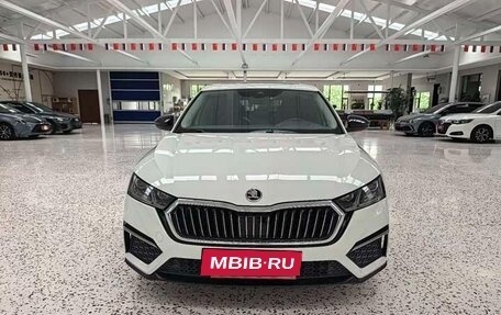Skoda Octavia, 2022 год, 1 690 000 рублей, 2 фотография