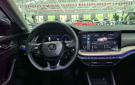 Skoda Octavia, 2022 год, 1 690 000 рублей, 10 фотография