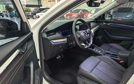 Skoda Octavia, 2022 год, 1 690 000 рублей, 9 фотография