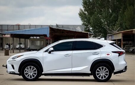 Lexus NX I, 2021 год, 2 600 000 рублей, 8 фотография