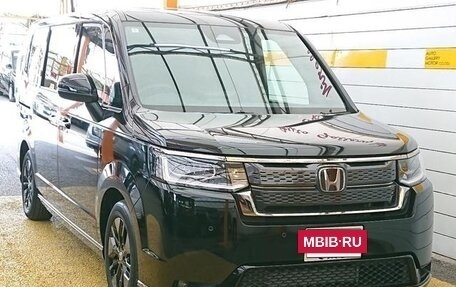 Honda Stepwgn, 2023 год, 2 540 000 рублей, 6 фотография