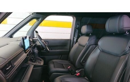 Honda Stepwgn, 2023 год, 2 540 000 рублей, 22 фотография