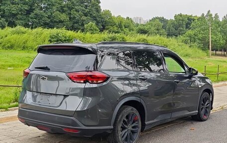 Chevrolet Orlando, 2022 год, 1 170 000 рублей, 4 фотография