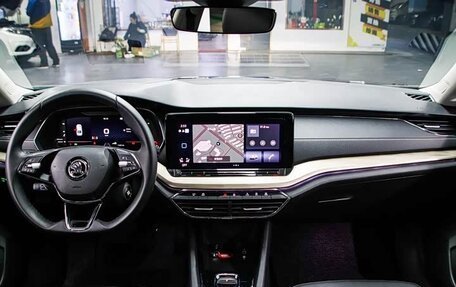 Skoda Octavia IV, 2022 год, 1 850 000 рублей, 9 фотография
