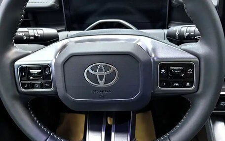 Toyota RAV4, 2025 год, 4 050 005 рублей, 20 фотография