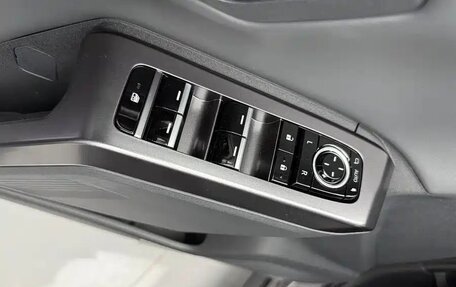 Toyota RAV4, 2025 год, 4 060 005 рублей, 19 фотография